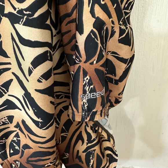 Speedo Leopard Print Halter Style One Piece Swimsuit Wrap Twist Front Womens 18 - Picture 8 of 13